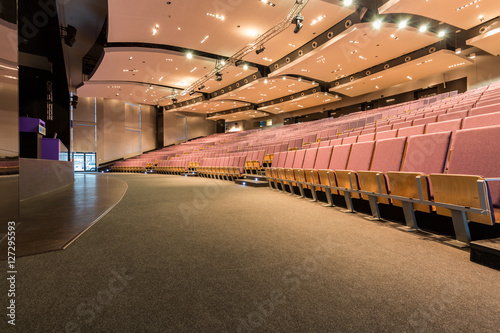 Lecture hall with dropped ceiling