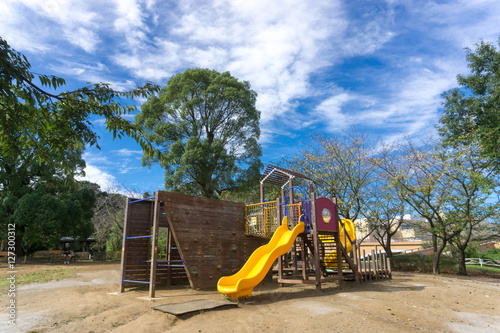 Wallpaper Mural 遊具 滑り台 Torontodigital.ca