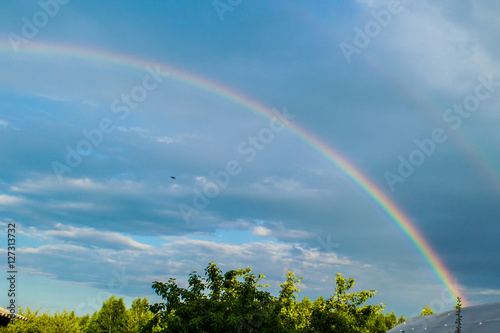 Obraz na płótnie Rainbow in the storm sky w salonie