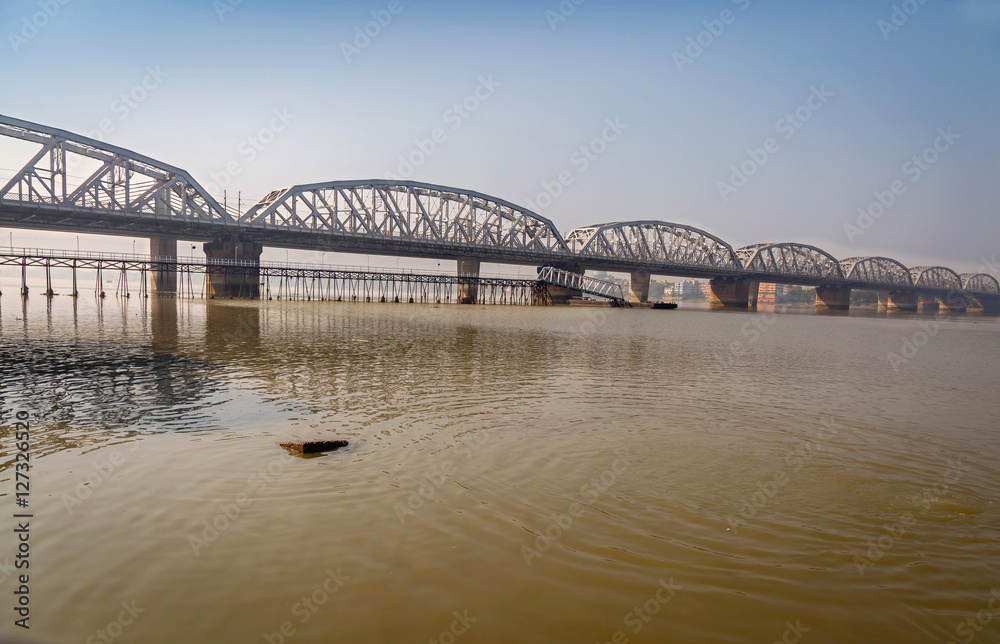 Bally bridge a multi span steel structure over the river Ganges (Hooghly). Also known as the Vivekananda Setu it connects the Howrah district with Kolkata.