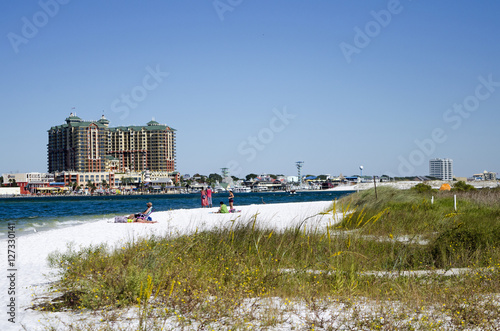 Destin Florida USA - October 2016 - The military beach on Okaloosa Island overlooks Destin a holiday resort on the Panhandle regiion of Florida © petert2