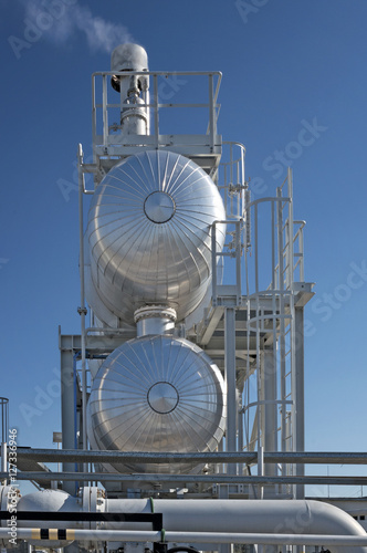 Modern natural gas processing plant for dehydration