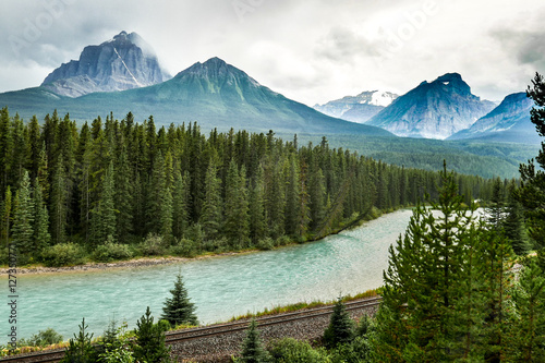 Train tracks along Banff © mluppi