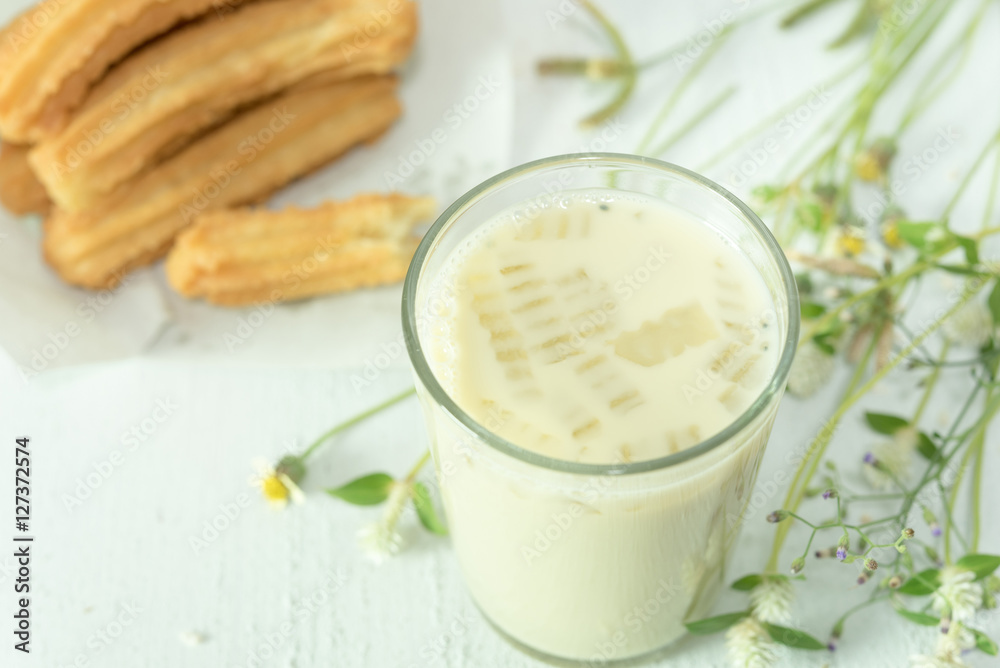 Soybean milk with fried bread stick