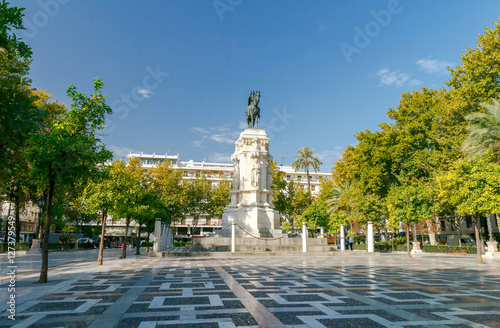 Sevilla. Monument to King Ferdinand.