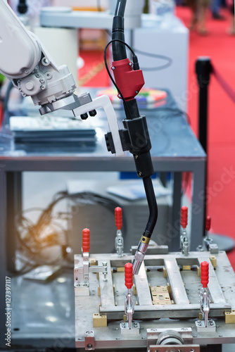 robotic arm for welding in factory
