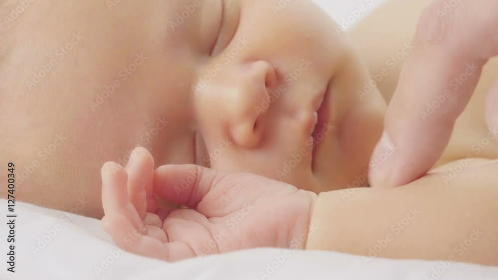 Sleeping newborn baby in blanket
Sleeping newborn baby in blanket