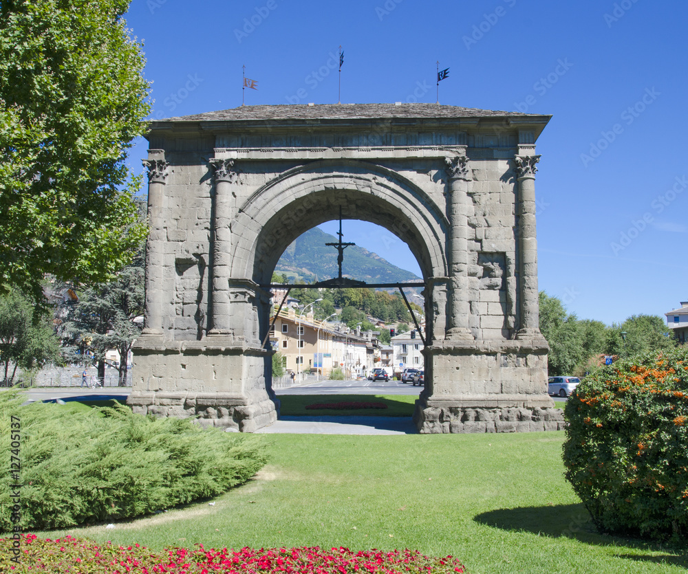 Arc d'Auguste-Aoste