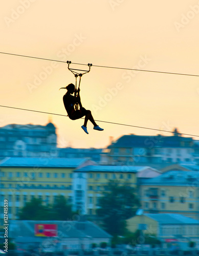 Urban ziplining