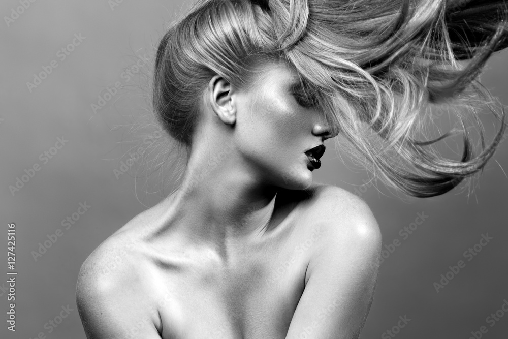 pretty sexy girl black and white profile with wind in the hair - obrazy, fototapety, plakaty 