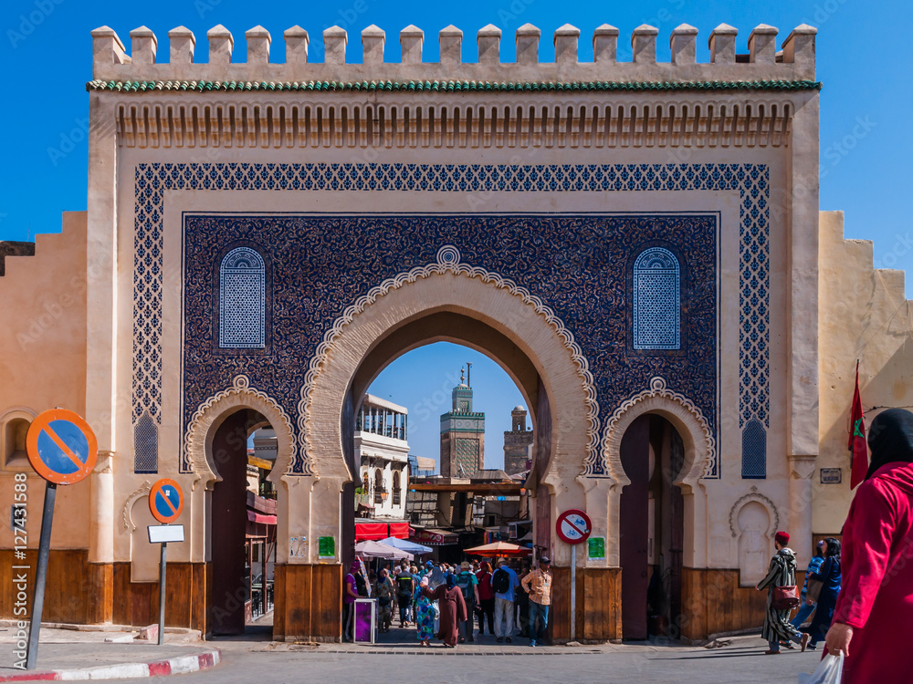 Fototapeta premium Blaues Tor (Bab Bou Jeloud) in Fès; Marokko