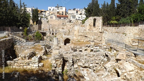 Bild auf Leinwand Pool of Bethesda ruins in Old City Jerusalem