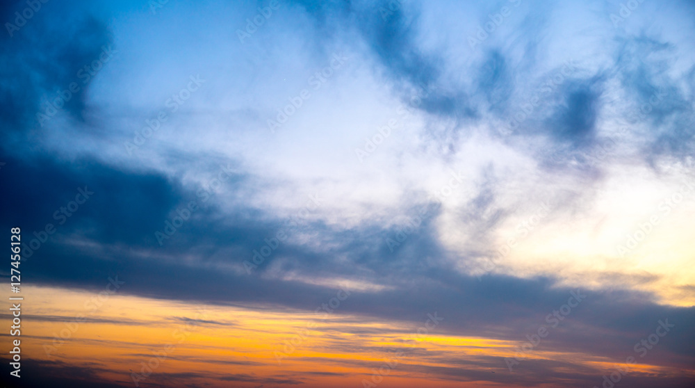 日に焼けた空 日に焼けた空