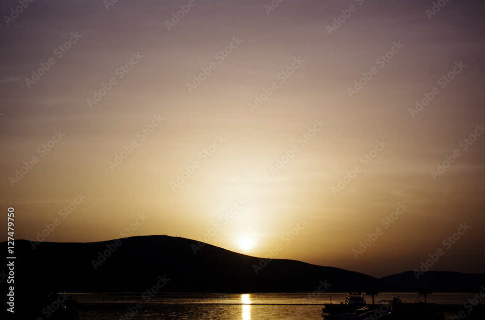 Fototapeta premium Golden Sunset