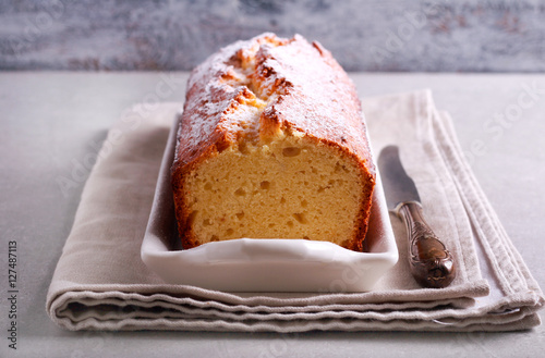Bild auf Leinwand Cream cheese pound cake