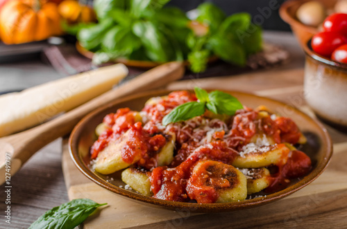 Roasted gnocchi with tomato souce