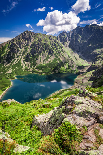 Fototapeta Naklejka Na Ścianę i Meble -  Wonderful Czarny Staw Gasienicowy at dawn in Polish Mountains