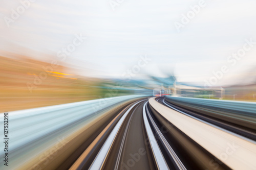 Speed motion in urban highway road tunnel
