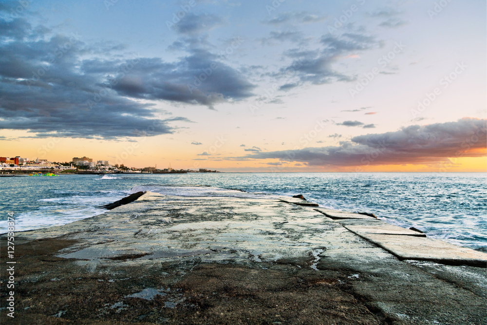 Obraz premium Sunset at rocks