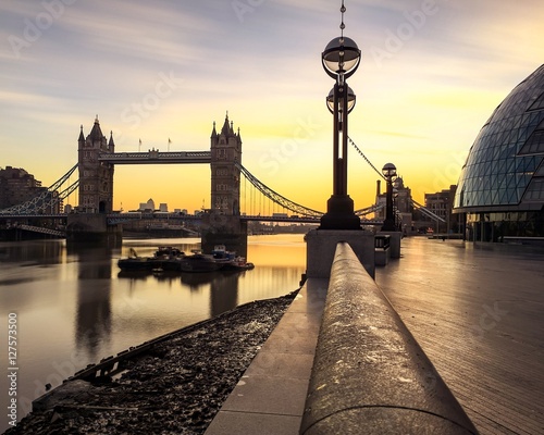 Photography Tower Bridge and Southbank at sunrise