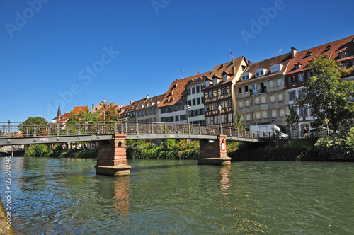Strasburgo - Strasbourg  case e canali della Petite France  Alsazia