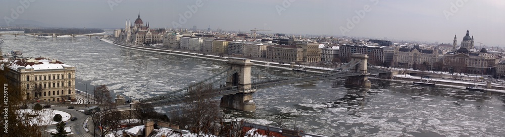 Erzsébet bridge (Budapest)