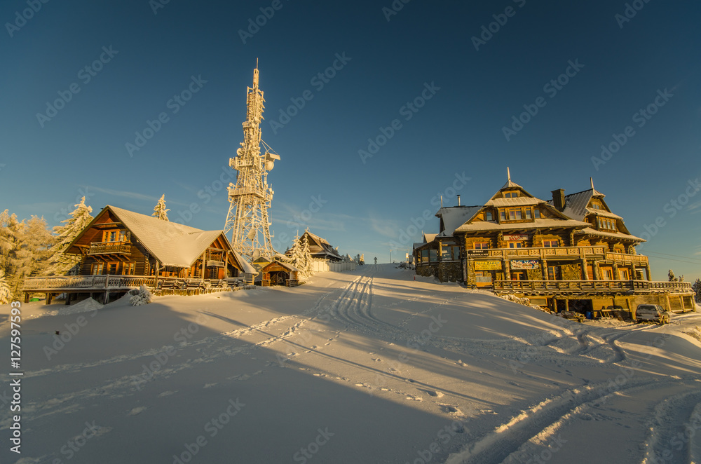 Wschód słońca z Jaworzyny Krynickiej 1114 m.n.p.m ,Beskid Sądecki,małopolska.