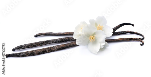 Vanilla sticks with flowers