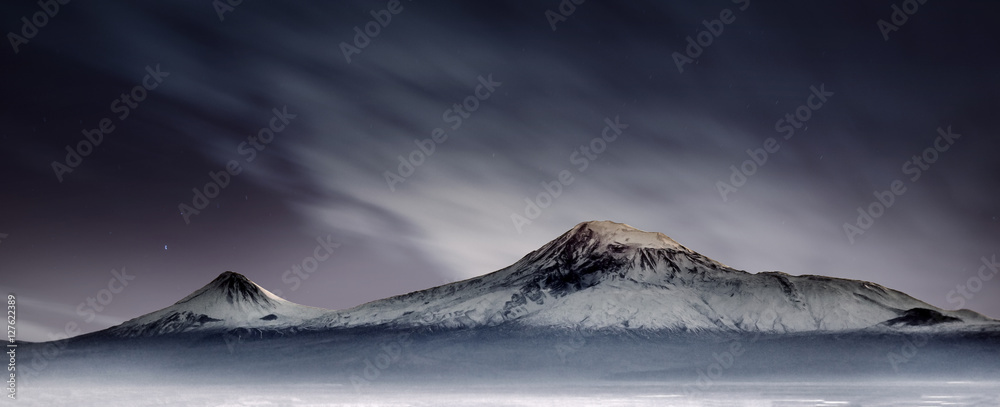 Fototapeta premium Ararat Mountain