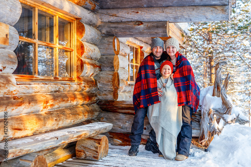 Family outdoors on winter © BlueOrange Studio