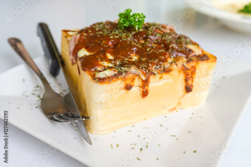 french toast with bacon and sauce