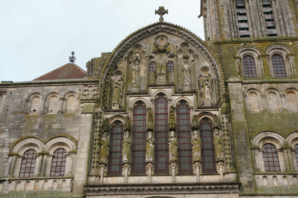 Basilique Sainte-Marie-Madeleine de Vezelay church in Vezelay