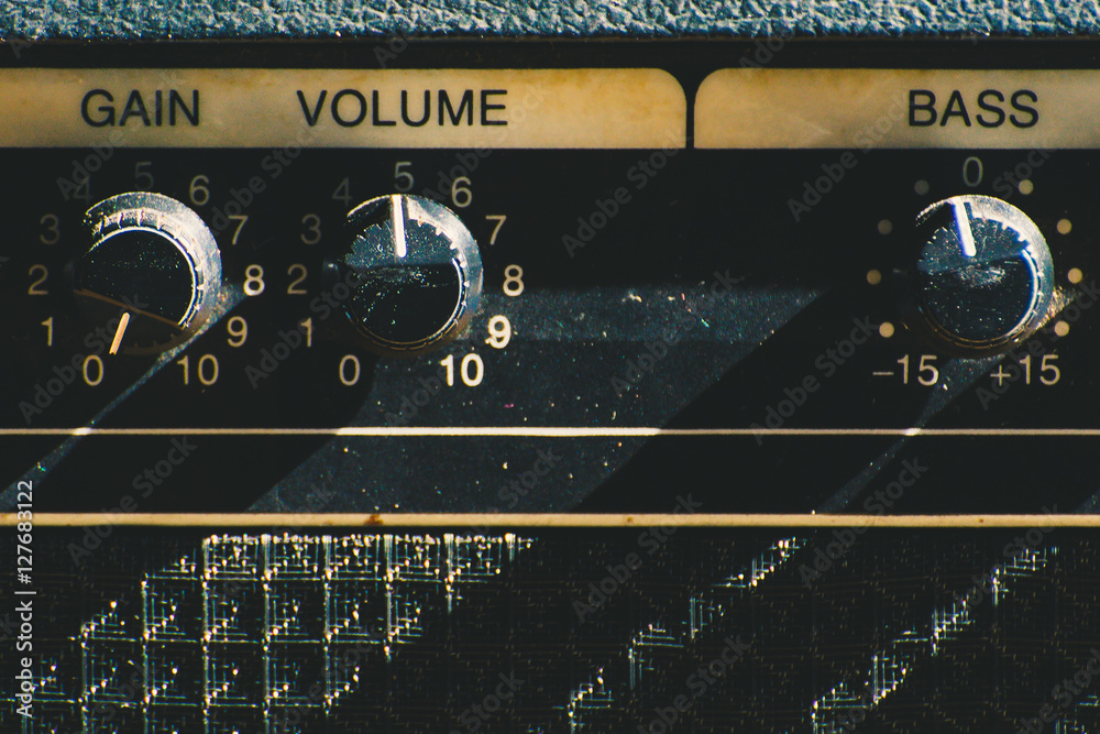 Naklejka premium Old guitar amplifier control panel