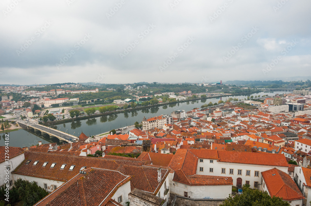 旅、ヨーロッパ、Portugal,Coimbra, / 世界遺産の街であり大学の街でもあるコインブラ、その街の全景