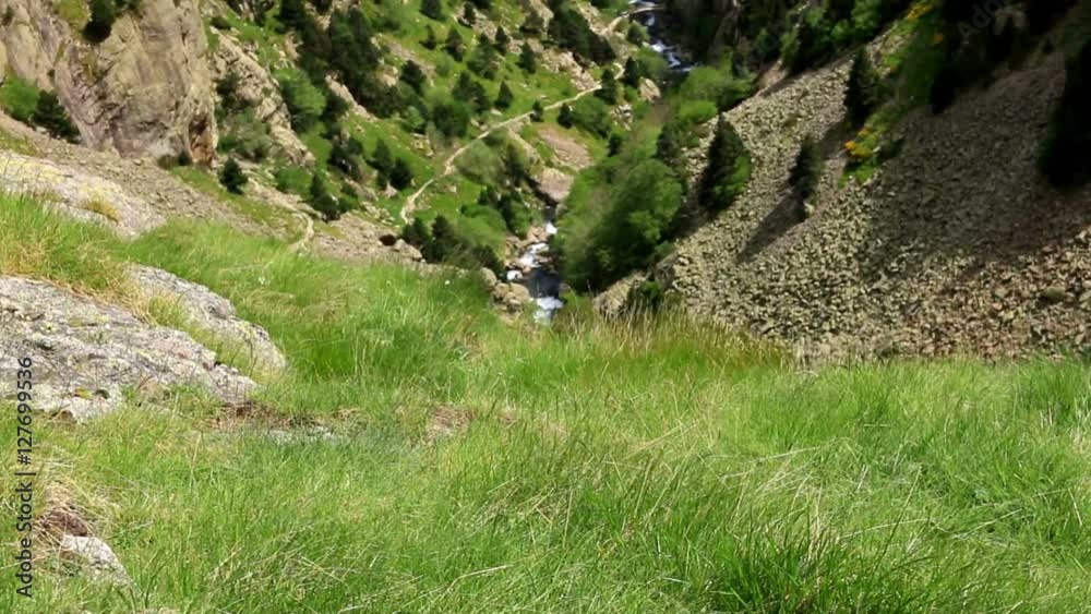 Beautiful mountain peaks in Spain (Pyreness) Beautiful mountain peaks in Spain (Pyreness)