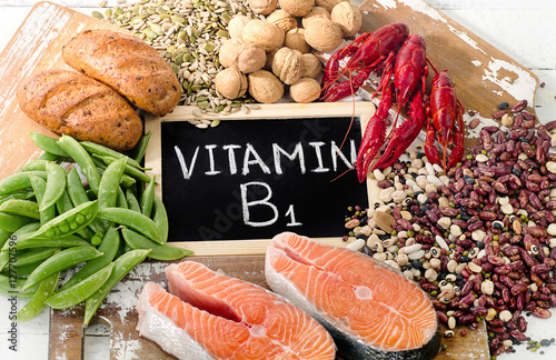 Bild auf Leinwand Foods Highest in Vitamin B1 (Thiamin)