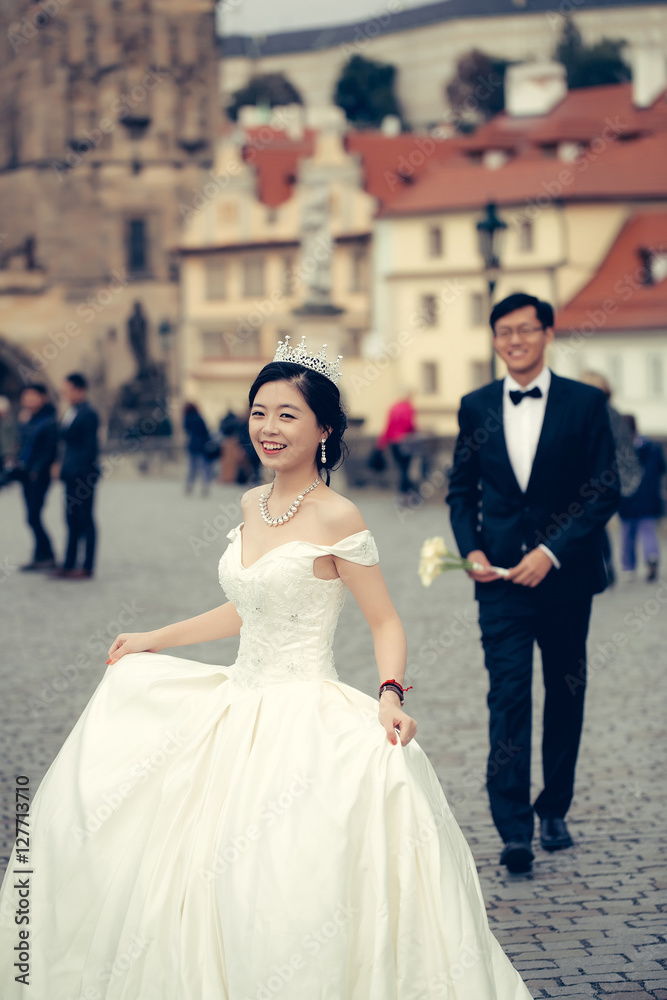 Chinese cute young newlyweds