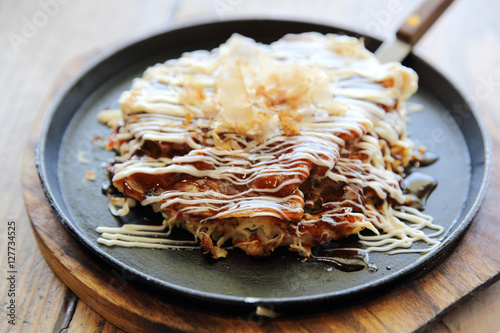 Фототапет Japanese food okonomiyaki , Japanese pizza