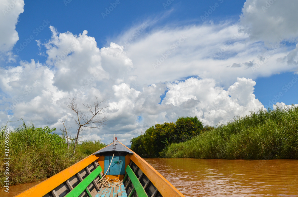 Boat ride on Inle Lake, around the traditional floating villages and ...