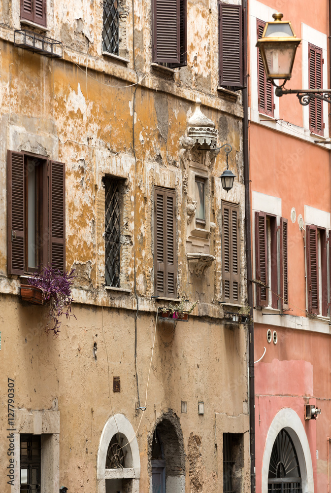 Colorful houses in Trastevere, a typical roman neighbourhood. Rome, Italy