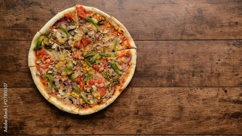 Disappearing pizza Hands taking all the pieces Stop motion animation