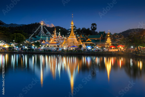 Wat Jongklang - Wat Jongkham the most favourite place for tourist in Mae hong son, Thailand