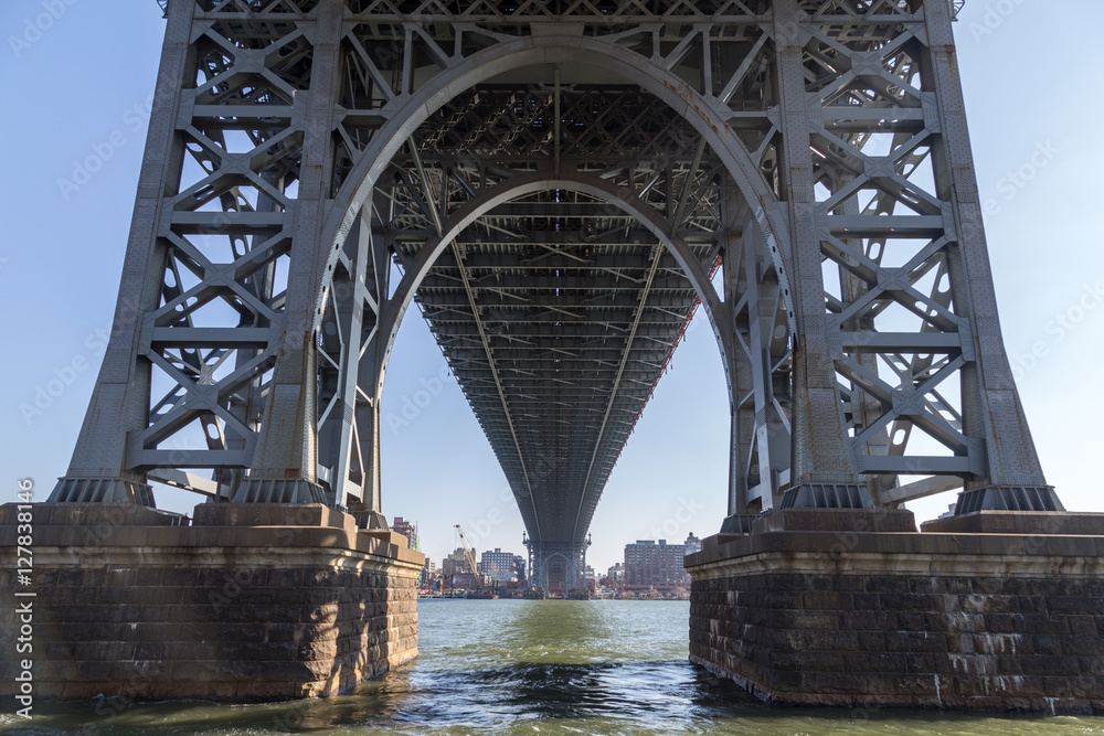 Fototapeta premium Williamsburg Bridge arch w Manahattan