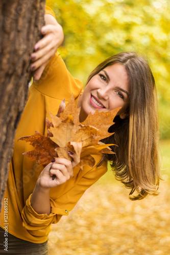 woman in autumn park