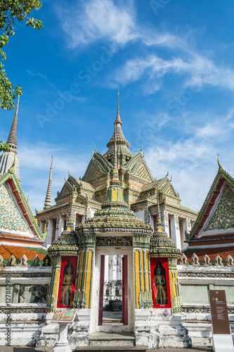 Wall and gate at Wat Pho temple, Bangkok, Thailand. © sharppy