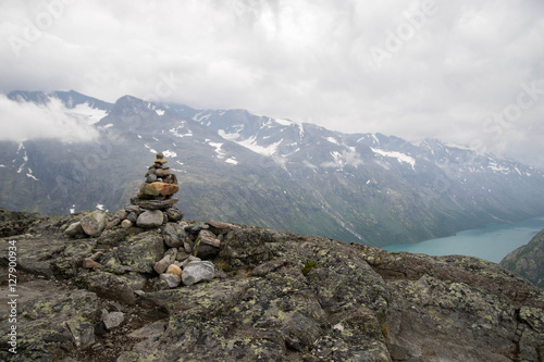 Mountain hiking in Norway © Pavel Bernshtam
