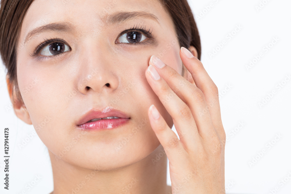 気になる目尻と頬 気になる目尻と頬