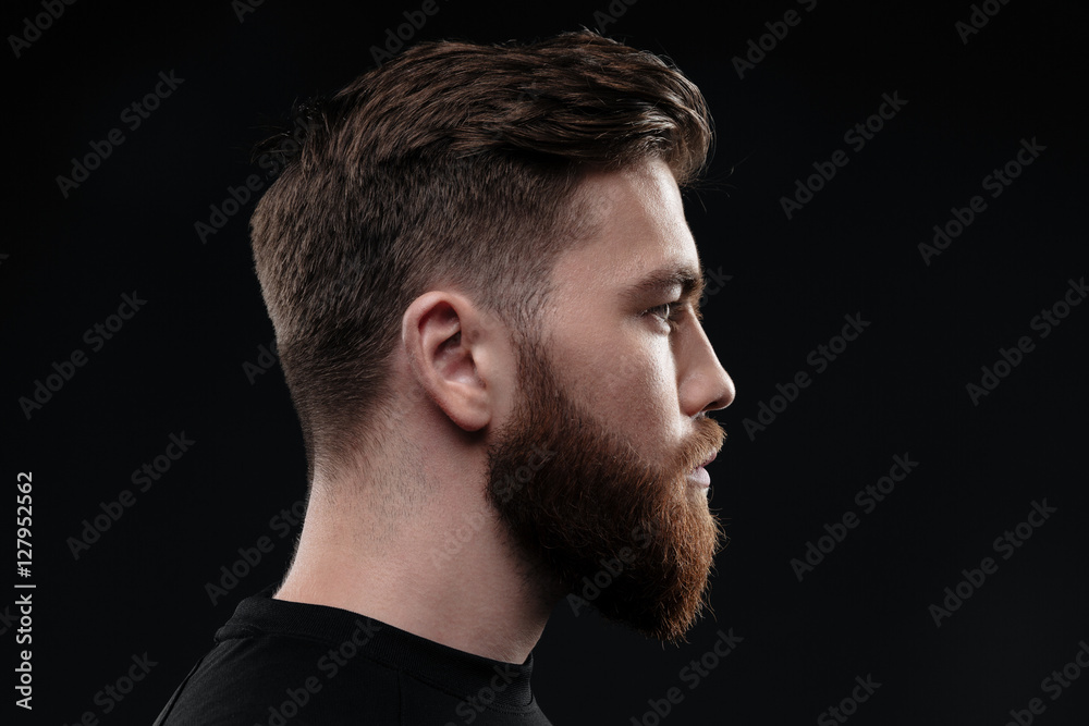 Obraz premium Athletic man in profile