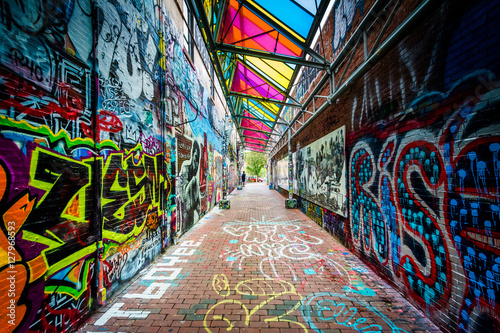 Graffiti Alley, at Central Square, in Cambridge, Massachusetts. © jonbilous