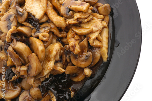 Chicken with black and white mushrooms and bamboo shoots